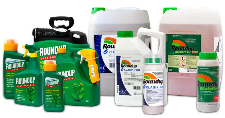 Různé balení herbicidu Roundup pro článek o nařizování.